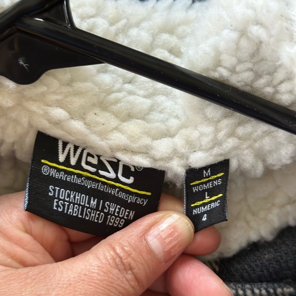 Jacket - Picture 4 of 4